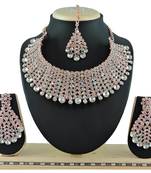 Multicolor designer function wear ad necklace set