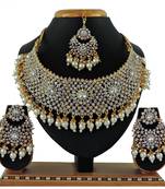 Multicolor designer function wear ad necklace set