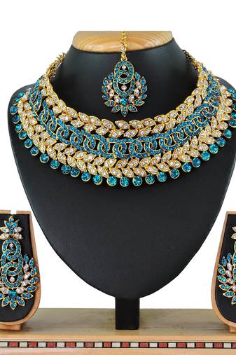 Turquoise designer function wear ad necklace set