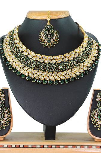Green designer function wear ad necklace set