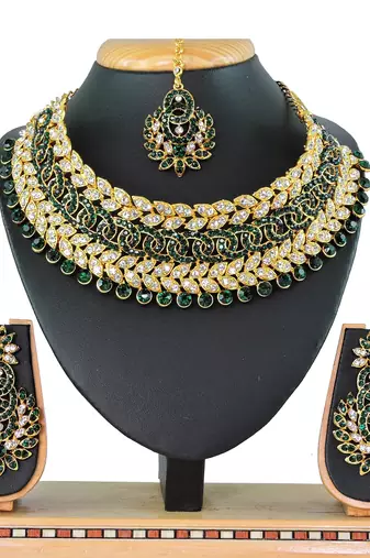 Green designer function wear ad necklace set
