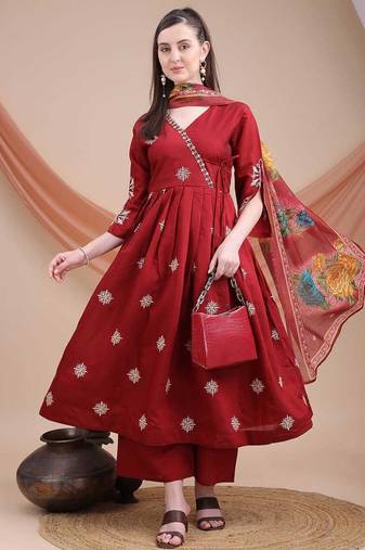 Elegant maroon flared kurta set with printed dupatta for women
