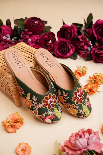 Embroidery work jutti , inside leather finish with heavy soft sole