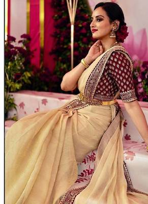 Off White sequin And Dori Embroidered Twil With Banarashi Crush Saree 3