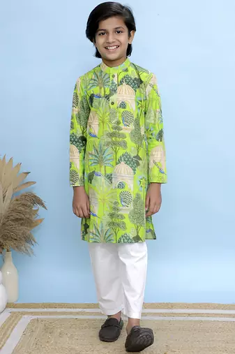 Green printed cotton kurta pyjama