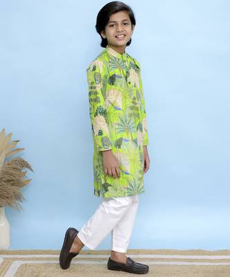 Green printed cotton kurta pyjama 5