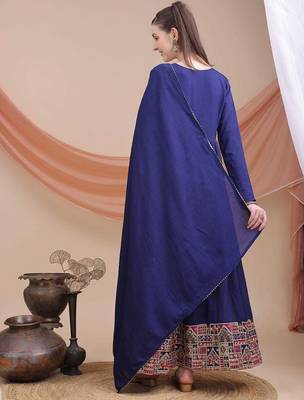 Navy blue anarkali kurta set with heavy embroidered hem & solid dupatta 6