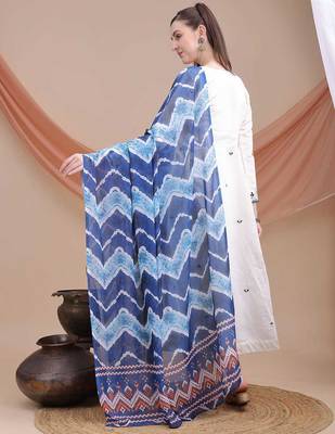 White embroidered kurta set with printed blue dupatta | ethnic wear 6