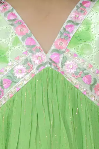 Green embroidered cotton kurta set