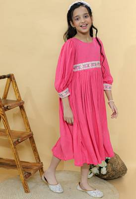 Pink plain georgette dress 2