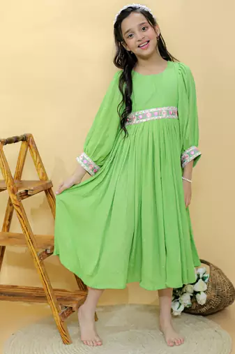Green plain georgette dress