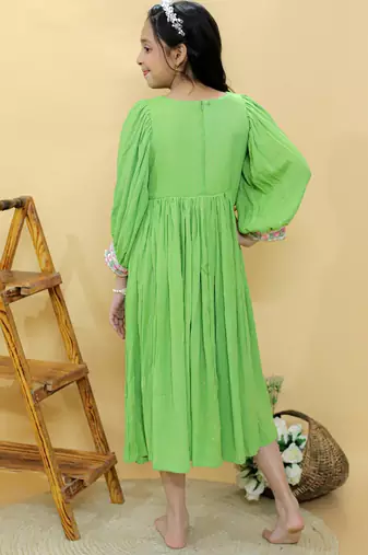 Green plain georgette dress