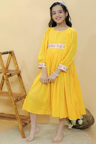 Yellow plain georgette dress