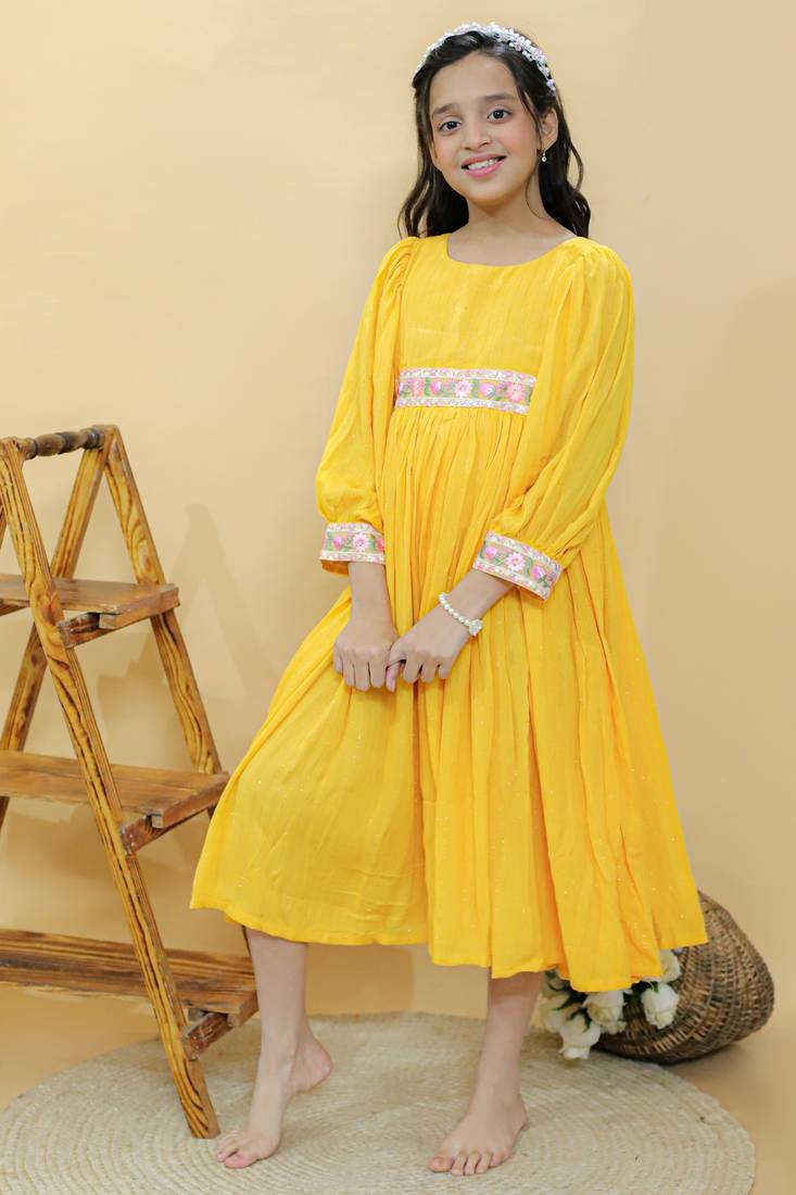 Yellow plain georgette dress