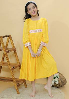 Yellow plain georgette dress 2