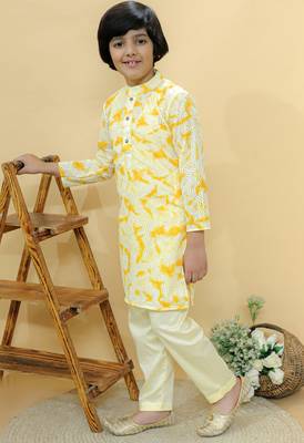 Yellow embroidered cotton kurta pyjama 2