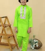 Green plain cotton kurta with neckline embroidery & pyjama