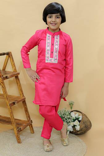 Pink plain cotton kurta with neckline embroidery & pyjama