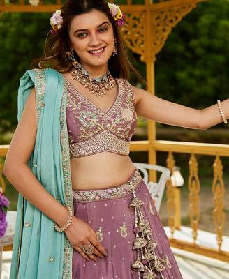 Rose gold colour Chinnon sequin embroidery Semi-Stitched Lehenga choli & Dupatta 5