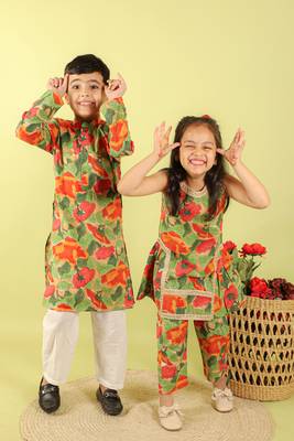 Green printed cotton kurta pyjama 3