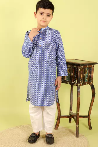 Blue printed cotton kurta pyjama