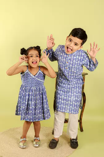 Blue printed cotton kurta pyjama