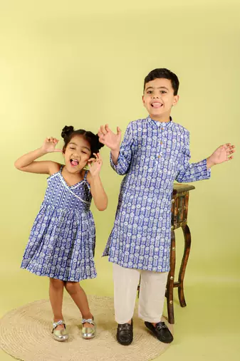 Blue printed cotton kurta pyjama
