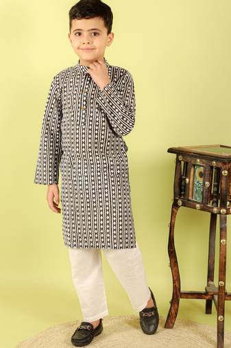 Black printed cotton kurta pyjama