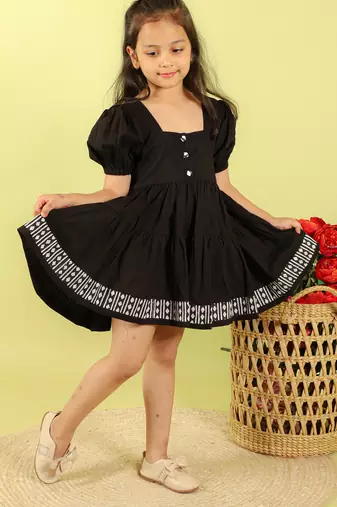 Black plain cotton dress