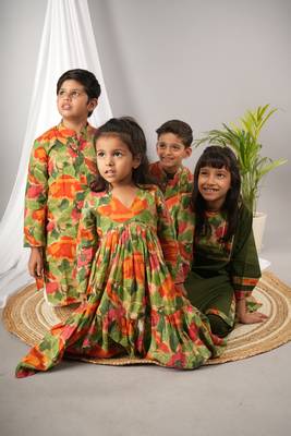 Green printed cotton kurti set 4