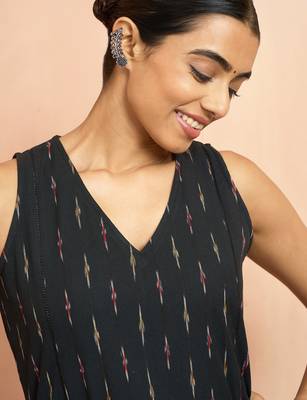 Woblack cotton ikkat sleeveless kurta - contemporary rakhi outfit traditional ethnic dress 2