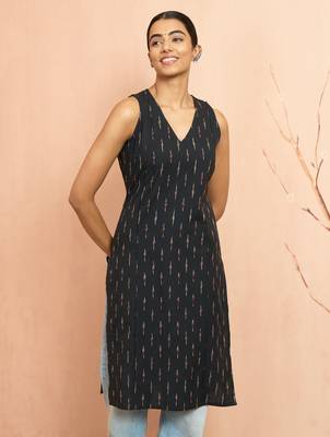 Woblack cotton ikkat sleeveless kurta - contemporary rakhi outfit traditional ethnic dress 3