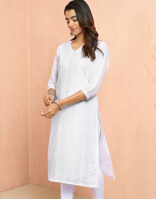 Wowhite cotton chikankari kurta - traditional raksha bandhan outfit with paisley embroidery 4