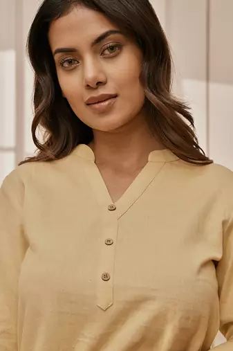 Wochiku cotton linen yoga kurta with band collar & three quarter sleeves