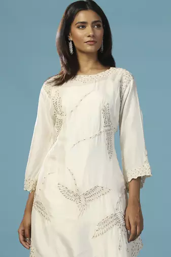 Ivory chanderi cotton embroidered kurta with dhoti