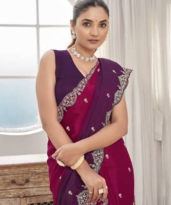 Women's heavy embroidered moss chiffon dual tone wine & maroon color padding saree for women 3