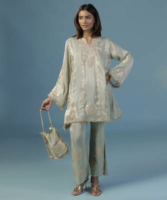 Green tissue embroidered kurta with pant 1