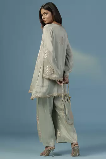 Green tissue embroidered kurta with pant