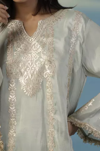 Green tissue embroidered kurta with pant