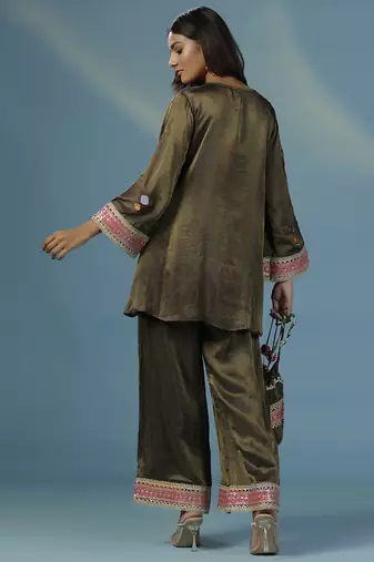 Green tissue embroidered kurta with pant