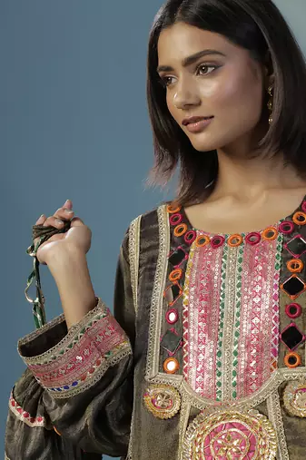 Green tissue embroidered kurta with pant