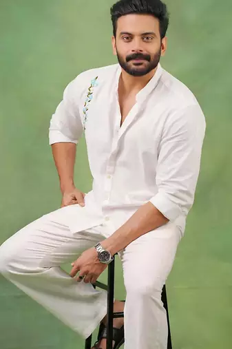 White blanc embroided cotton shirt for mens