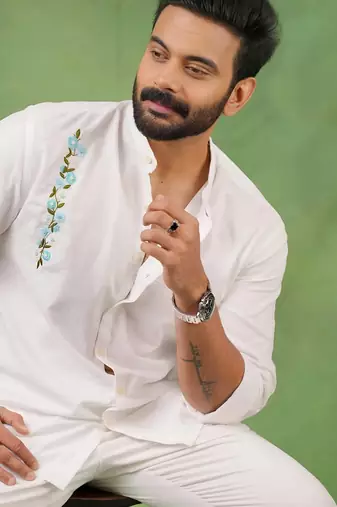 White blanc embroided cotton shirt for mens