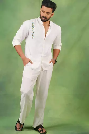 White blanc embroided cotton shirt for mens