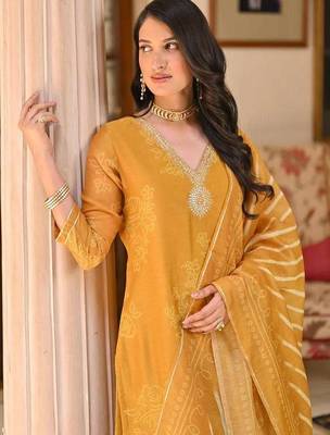 Mustard embroidery printed rayon straight kurta pant set with organza dupatta for women 4