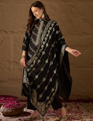 Women black silk blend floral foil printed straight kurta sets 1