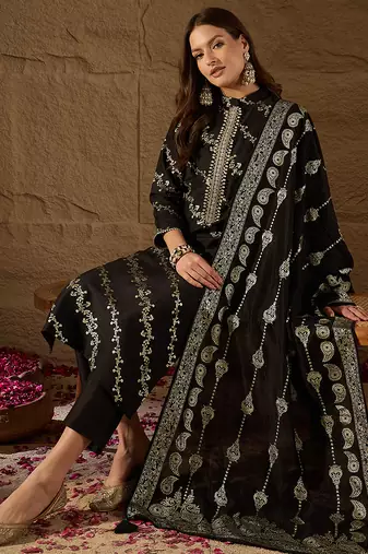 Women black silk blend floral foil printed straight kurta sets