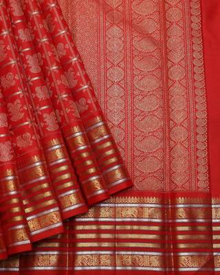 Red and traditional pure zari silk saree with silk mark certified 2