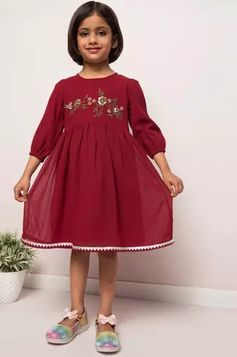 Midi dress with handwork embellishments