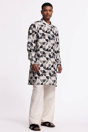 Black & white geometric printed linen kurta
